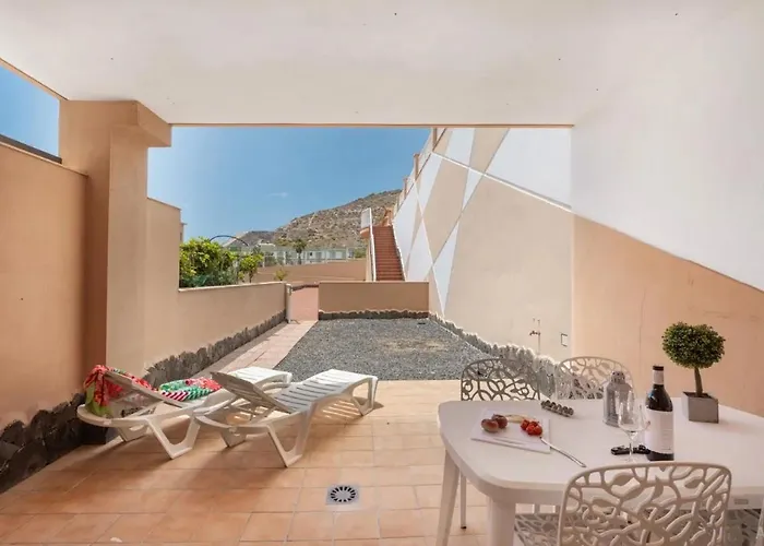 Brisas De Chasna * Costa Adeje (Tenerife)